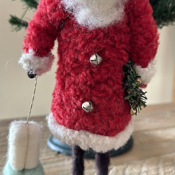 Wool Felt Santa with Red Hat & Packages - Picture 3 of 14